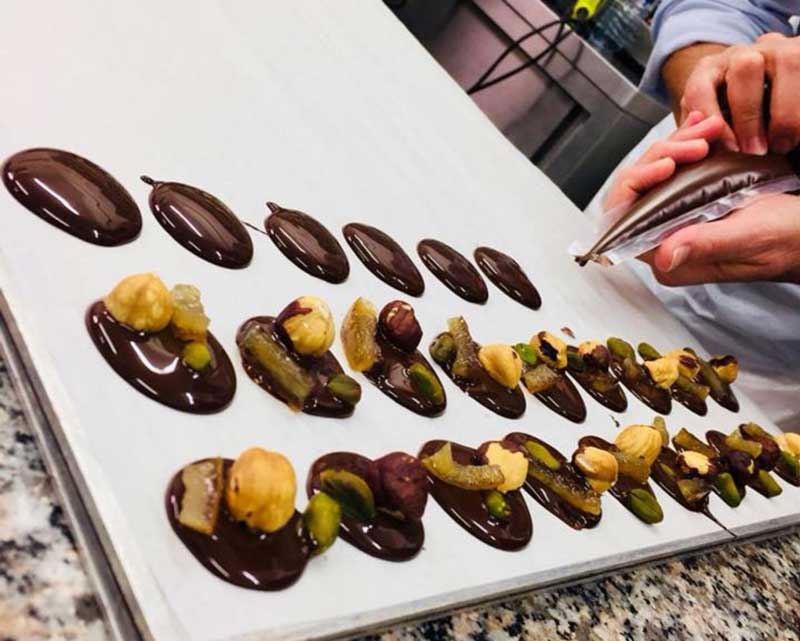 Création des mendiants au chocolat Hasnaä